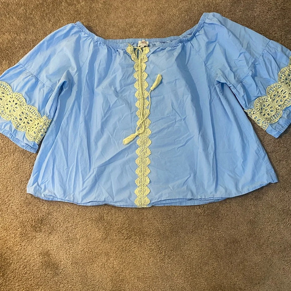 Hayden Off Shoulder Floral Flowy Tunic Top plus size 1x baby blue boho crochet - Picture 1 of 7